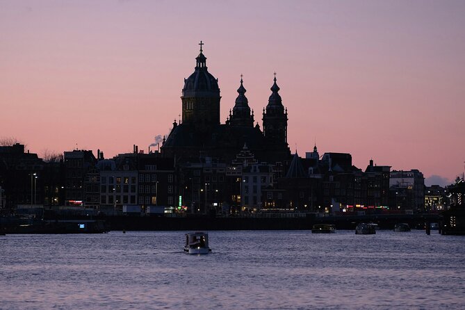 Red Light District Tour - It's History & It's Future - The 8:00 pm Start: Why Night Timing Matters Here