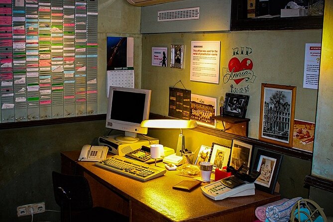 Red Light Secrets: Museum of Prostitution Amsterdam - How long Red Light Secrets takes (and why rushing changes the value)