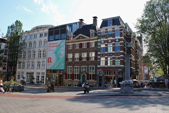 Rembrandt & Van Gogh Amsterdam walking experience - Why this walk feels different from a typical art tour