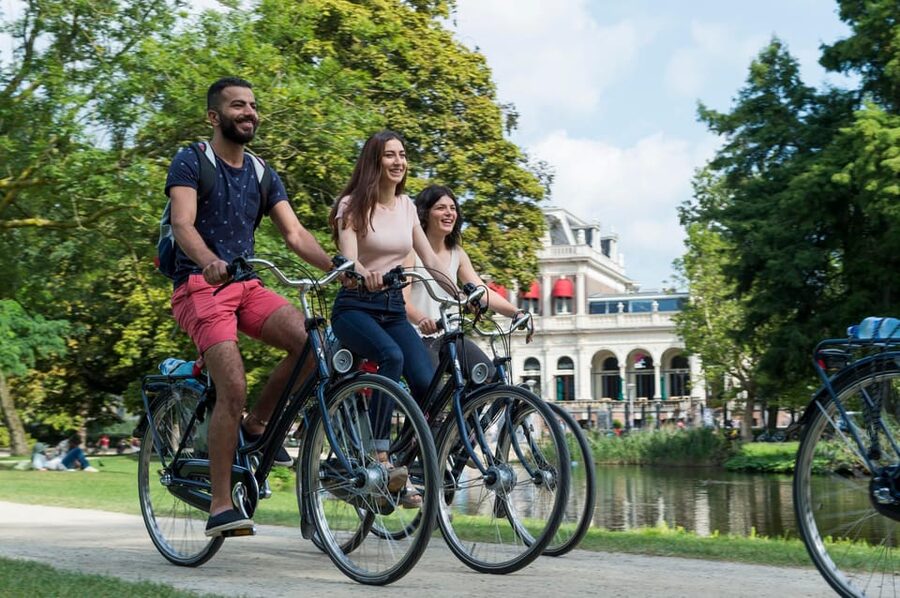 Rent a bike in Amsterdam | 1, 2, 3+ hours - Price and Value: What $11 Buys (and What It Doesn’t)