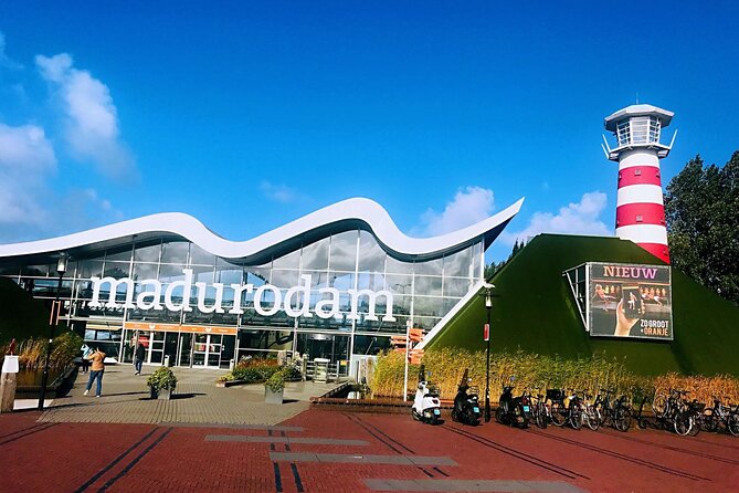 Rotterdam, Delft, The Hague Day Tour Incl. Madurodam/Royal Delft - How the guides affect your day