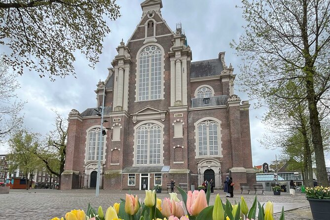 Self Guided City Tour in Amsterdam - Amsterdam Tulip - Who should book this Amsterdam Tulip experience?