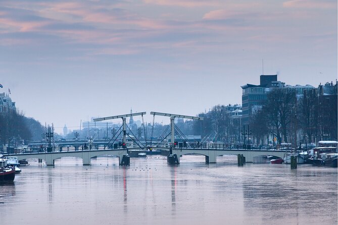 Self-guided city walking tour in Amsterdam - SmartWalk in Amsterdam: why this format actually fits
