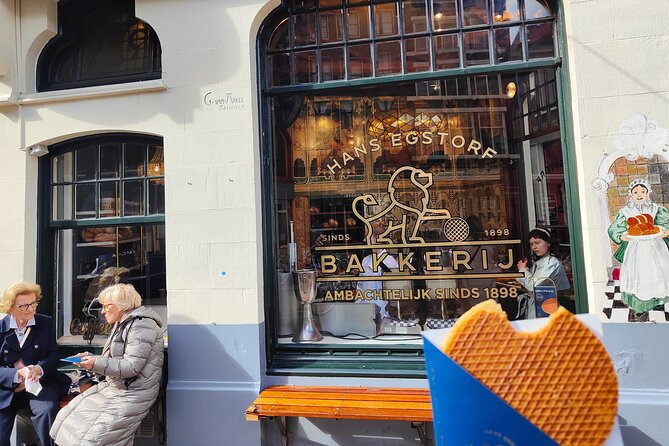 Skipping Lines & Sipping Beers: A History Tour of Amsterdam - Hans Egstorf: The Oldest Bakery Stop for Real Stroopwafel Flavor