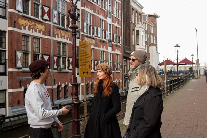 Small-Group: Culture & History Walking Tour of Amsterdam - The guide makes or breaks it: what to expect from the experience