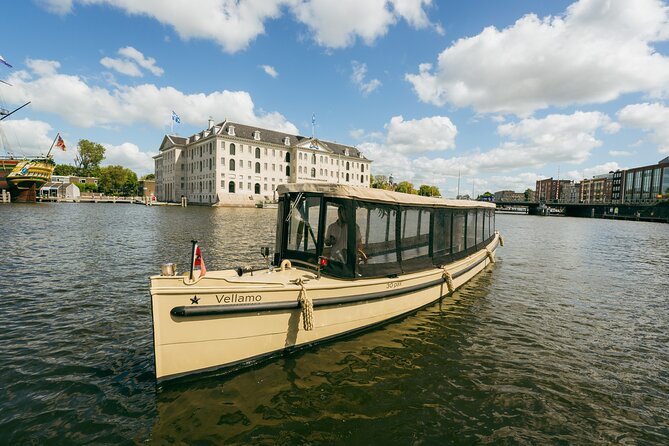 Small-Group Luxury Canal Cruise with Local Skipper - Captain Victor and the Value of Local Skipper Knowledge