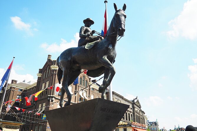 Small-Group Women's History Tour in Amsterdam - A women’s history tour that treats the city like a character