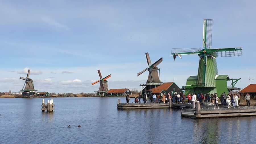 Small Group Zaanse Schans & Volendam Tour w/ Hotel Pick up - Price and Value at $140: What You Pay For