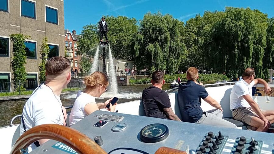 Smoke & Boat Amsterdam - The Official 420 Canal Cruise - Smoke policy and common-sense rules you should respect