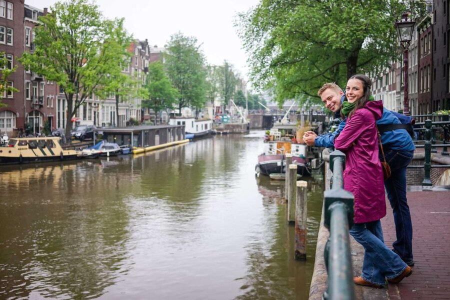The True Story of Anne Frank's Diary Private Guided Tour - Price and time: what $235 gets you (and how to choose the best option)