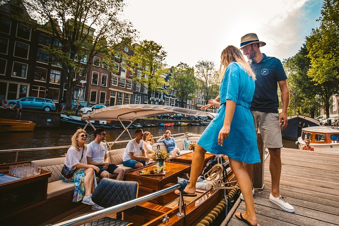 The Ultimate Amsterdam Canal Cruise - 2hr - Small Group with Drinks & Snacks - Small-group size: the difference between seeing Amsterdam and watching a crowd