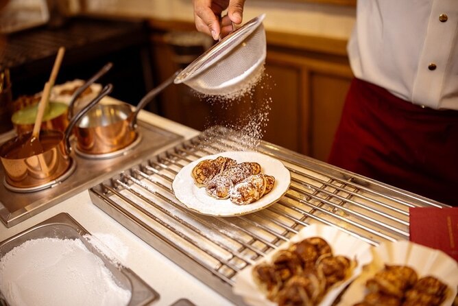 Top 10 Tastes of Amsterdam: Guided Walking Food Tour - The route: why this food tour works as a city plan