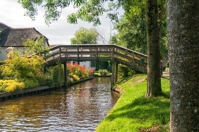 Tour to Giethoorn and Keukenhof Tulip Fields from Amsterdam - Should You Book This Tour?