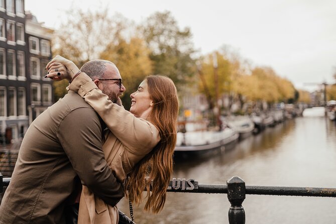 Vacation Photoshoot & Tour in Amsterdam - Why this Amsterdam photoshoot tour feels different from a normal walk