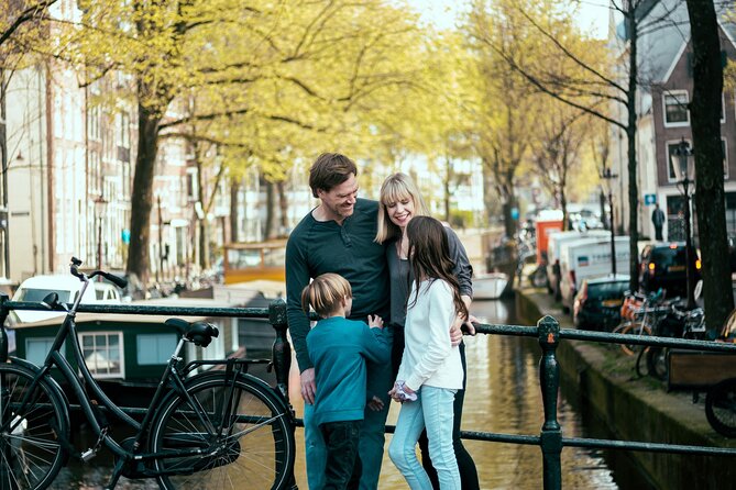 Vacation Photoshoot & Tour in Amsterdam - Who this Amsterdam photographer-led tour is best for