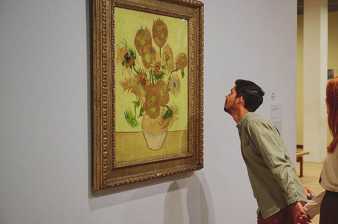 Van Gogh Museum with Audio Guide - What could go wrong: ticket delivery and waiting lines