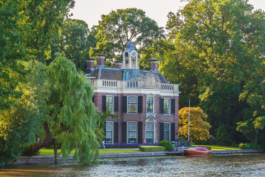 Vecht River: Full-day Cruise with Lunch - Pickup from Amsterdam or Utrecht: easy start, real time savings