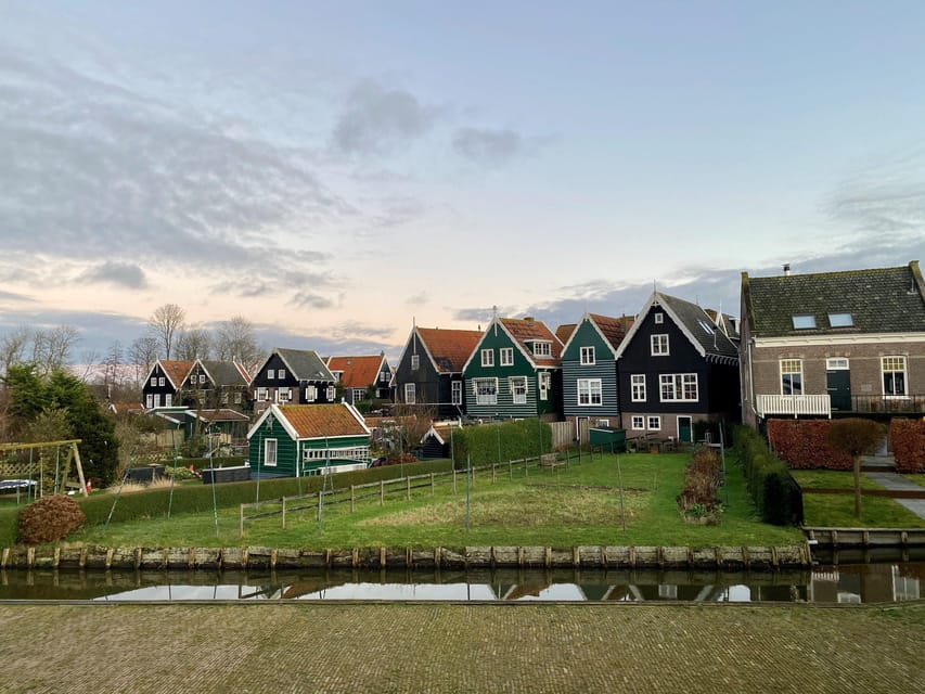 Volendam: E-Bike Rental including Highlights-Routes - Jacobs Hoeve Cheese Farm: Cows, Tasting, and a Real Food Break