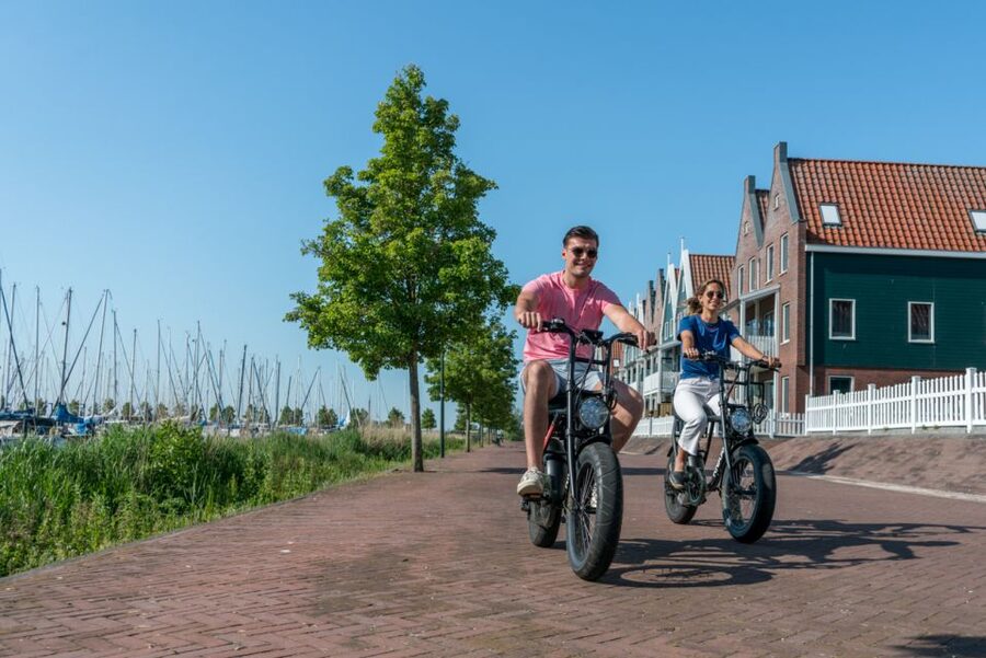 Volendam: E-Fatbike Rental - Getting started at Haven 45: what you need to know on day one