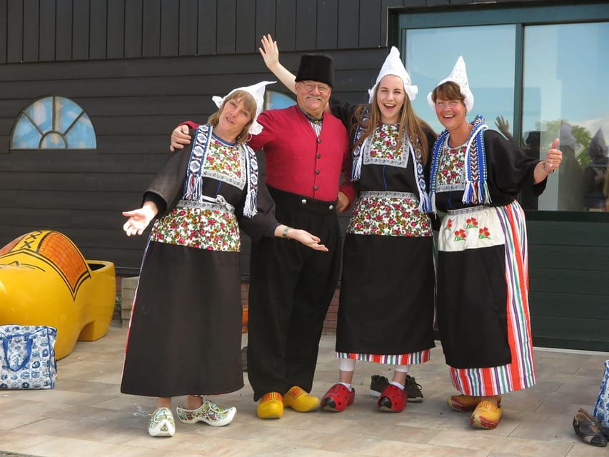 Volendam: Traditional Costume Photo with Cheese & Clog Tour - The Cheese Making Tour: Gouda or Edam, Explained Clearly