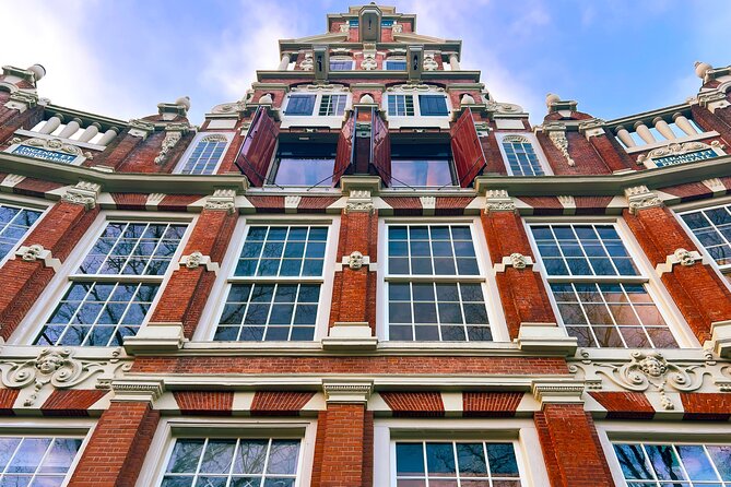 Walking Tour about Golden Age Architecture, private local guide - Jordaan and the gevelstenen: reading façade stone stories