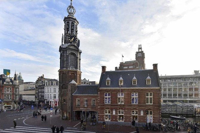 Workshop 'Paint your own Delft Blue Tile!' - Coffee, Tea, Lemonade, and the Dutch Treat Factor