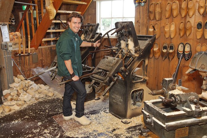 Zaanse Schans and Cheese Tasting Guided Tour from Amsterdam - Catharina Hoeve cheese farm: the tasting is the payoff
