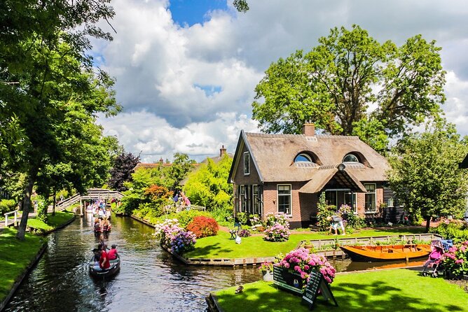 Zaanse Schans Giethoorn Private Tour from Amsterdam Canal Cruise - Key points at a glance