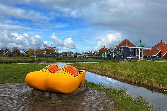 Zaanse Schans, Lego Village, Giethoorn Day Tour Incl. Boat Cruise - The Lego Village Stop in Zaandam: Worth It for Photos, Not Much Else