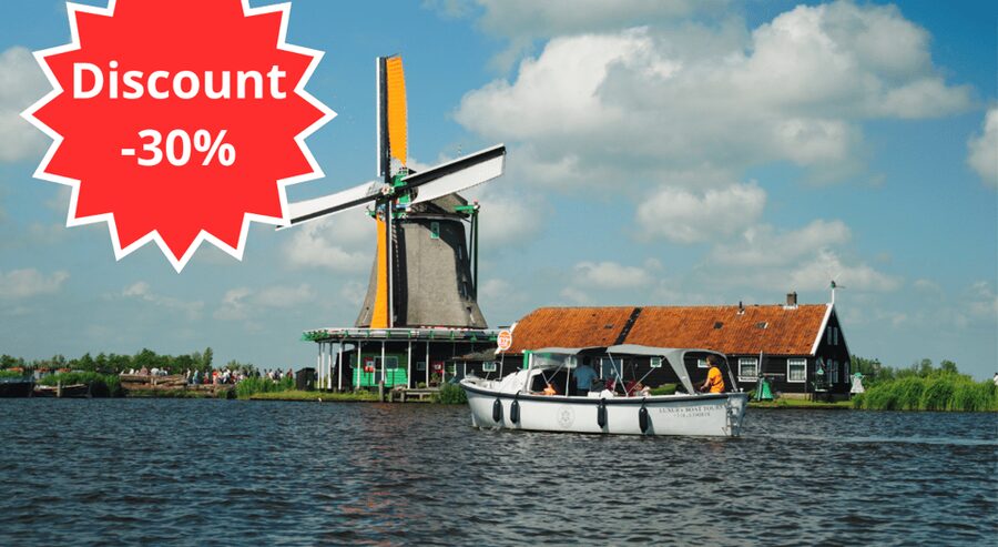 Zaanse Schans: Private Cruise + Live Guide, Optional Drinks - Meeting the boat at Zaanse Schans without the typical dock confusion