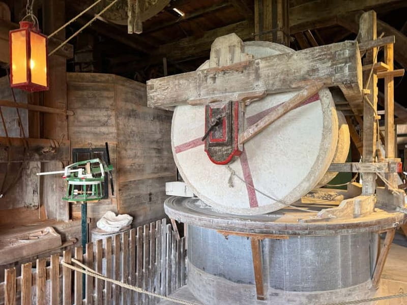 Zaanse Schans & Volendam Private Tour: Windmills and Cheese - Timing breakdown: how to think about the 5 hours