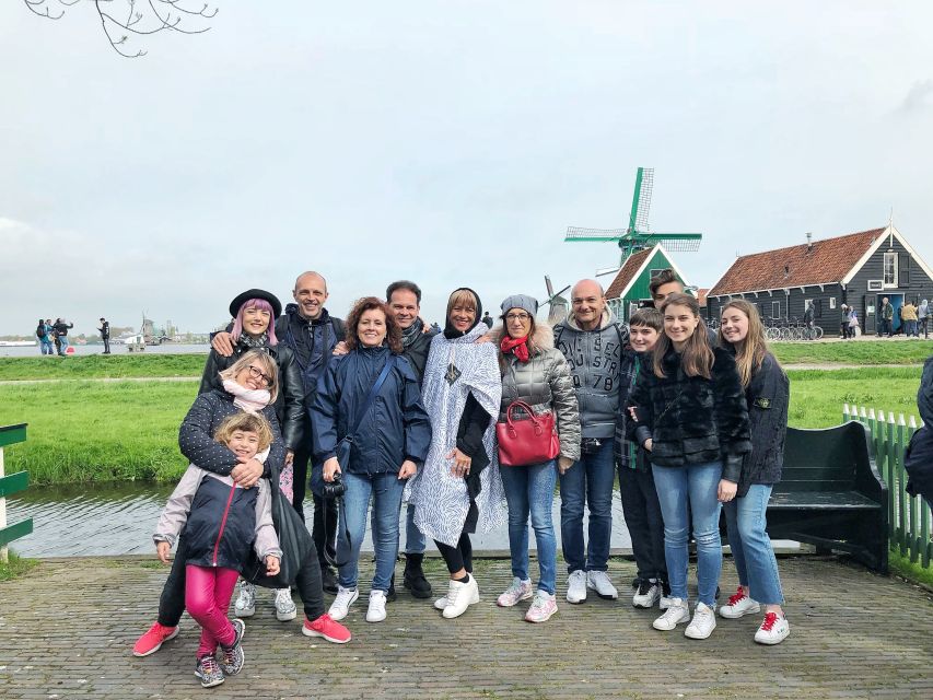 Zaanse Schans Windmills 4-Hour Tour in Italian - Small-group energy: what up to 15 participants changes