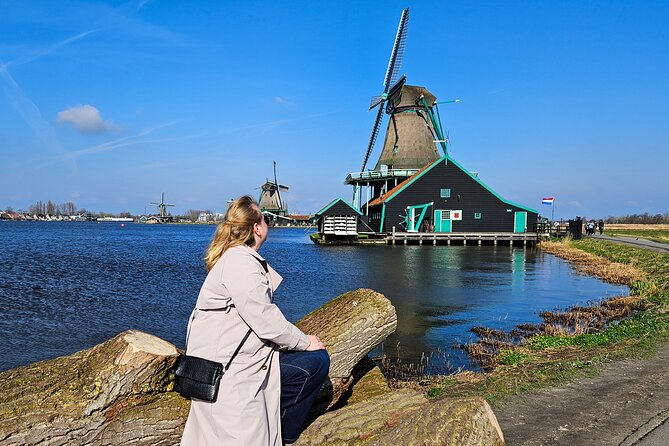 Zaanse Schans Windmills, Cheese and Volendam Tour from Amsterdam - Zaanse Schans: Working Windmills and Clogs by the Zaan River
