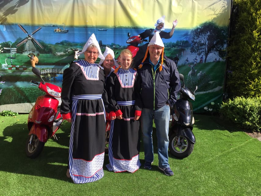 Zaanse Schans: Windmills, Clogs & Cheese by Electric Scooter - Getting There: Starting Point in Wijdewormer and the Purmerend Bus Option