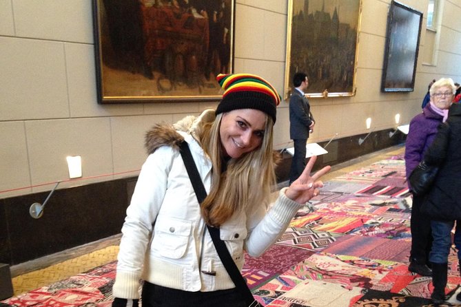 Zen Amsterdam Tour : Alternative History and High Experiences - The vibe: alternative culture, real landmarks, and a pace that stays friendly